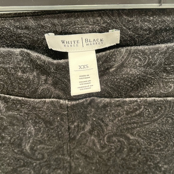 White House Black Market XXS Paisley Black Leggings - Picture 3 of 3